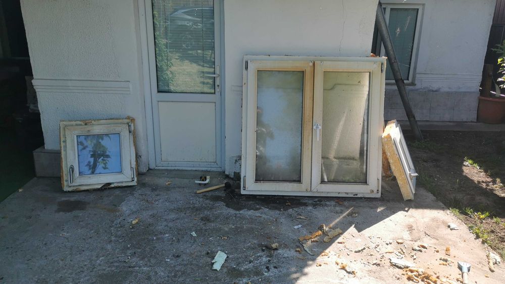 Tămplarie pvc de calitate c fixa 1 buc fereastra 1160 x 1150 Veka în 2 canate 2 buc ferestre baie 570 x h 570 Veka Toate au și oscilo P