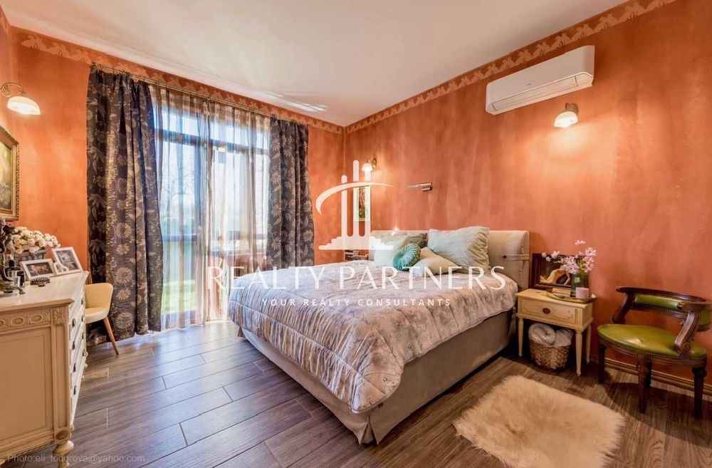 Къща с 5 спални и граж – с. Приселци, обл. Варна