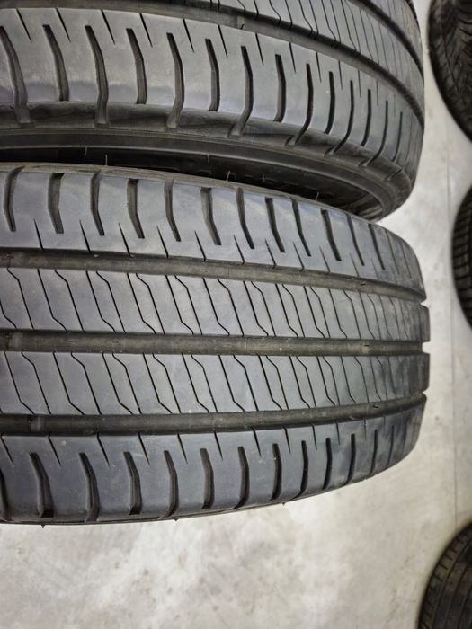 2 anvelope vara Kleber 225 65 16C aproape noi