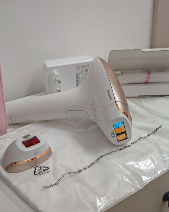 Фотоепилатор Philips Lumea Advanced IPL BRI921/00
