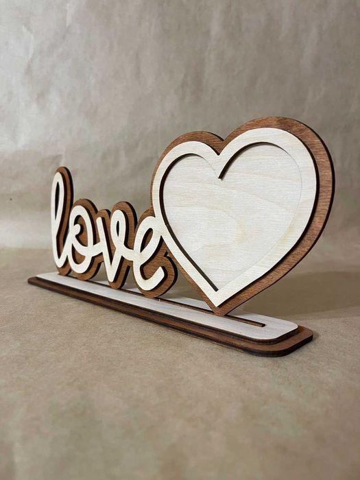 Рамка за снимка “Love”