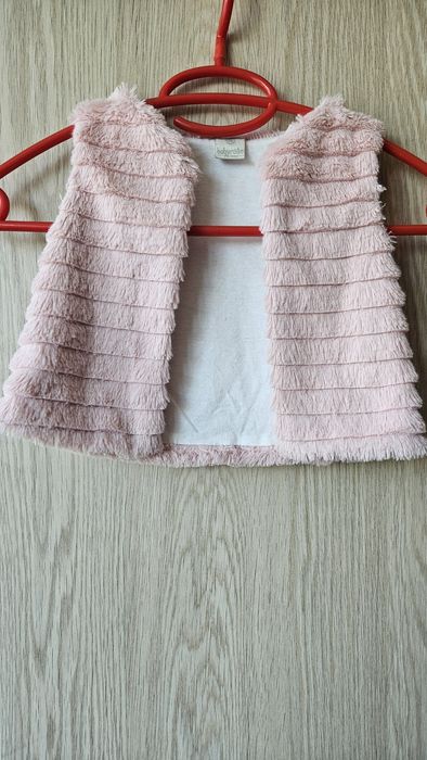 Бебешко палтенце и елечета