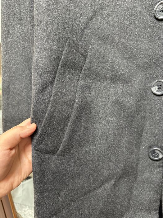 Мужское шерстиное пальто на зиму