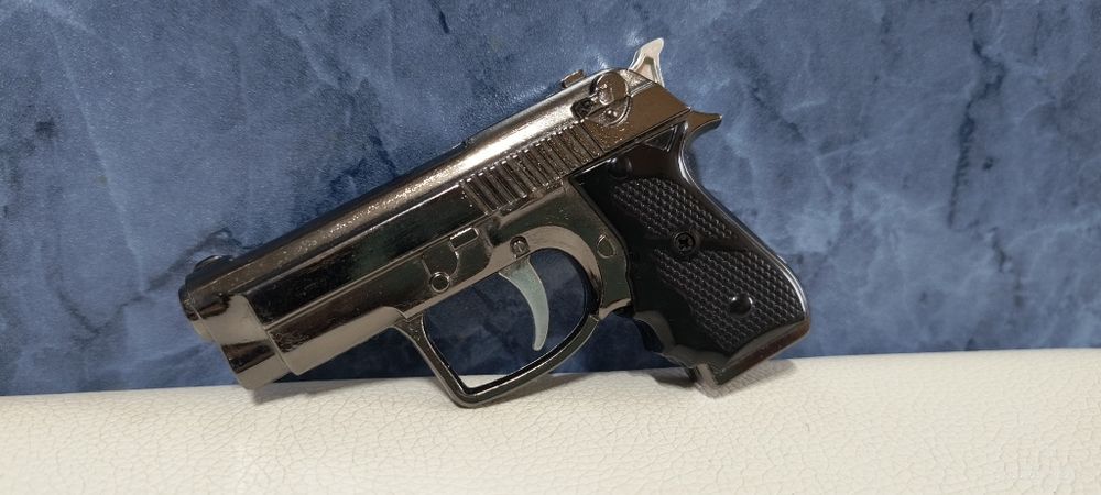 Метално пистолетче запалка Beretta-M9