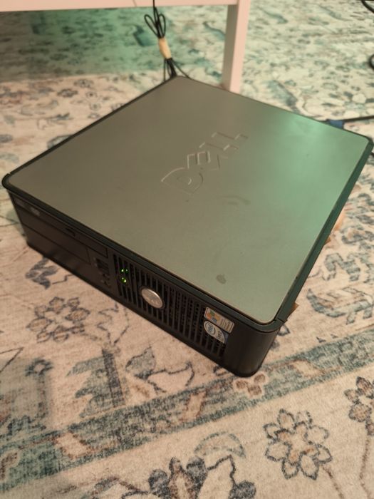 Dell Optiplex 745 2GB cu Monitor LED Dell LCD 17 inch - functional