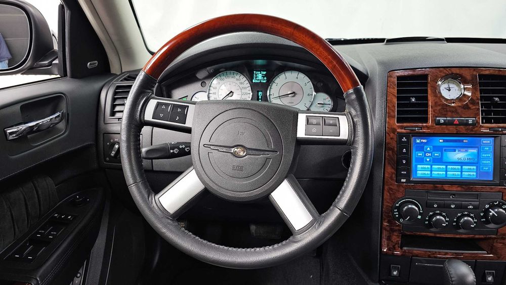 Chrysler 300C 2.7 autogeorge.com