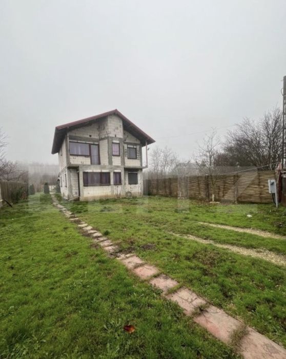 Casa 6 camere + anexa, teren 811 mp, Leamna de Sus