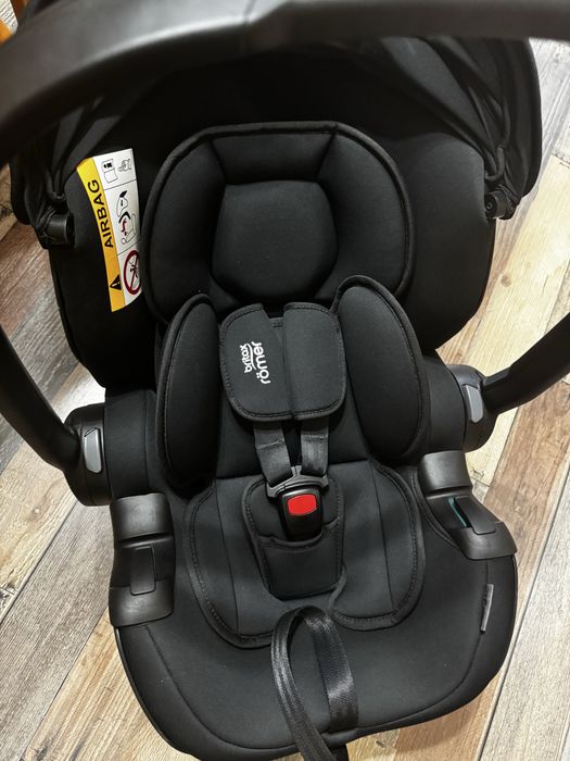 Стол за кола Britax Romer Baby Safe Pro i size