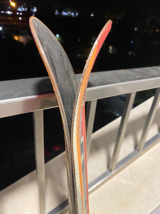 Ски обувки и ски