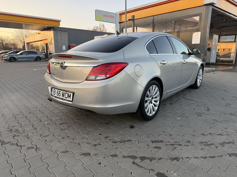 Opel Insginia 1.8 benzina+GPL 2011