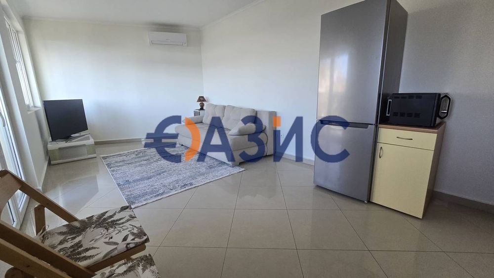 Продава се Двустаен апартамент в Свети Влас - 73 кв.м за 626 €/кв.м - Снимка #13