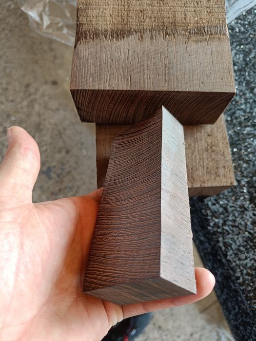 Lemn exotic WENGE ( inserții, cuțite, stilouri, arme)