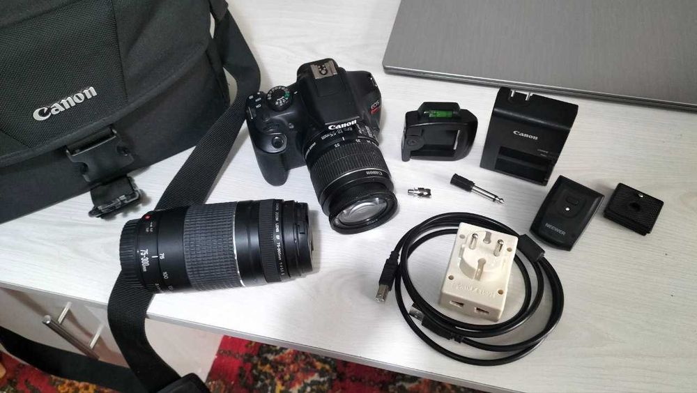 Canon EOS Rebel T6 (1300D) + 2 объектива + полный комплект