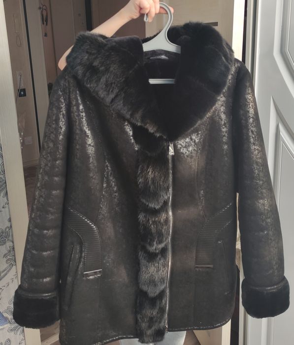 Продам срочно новый