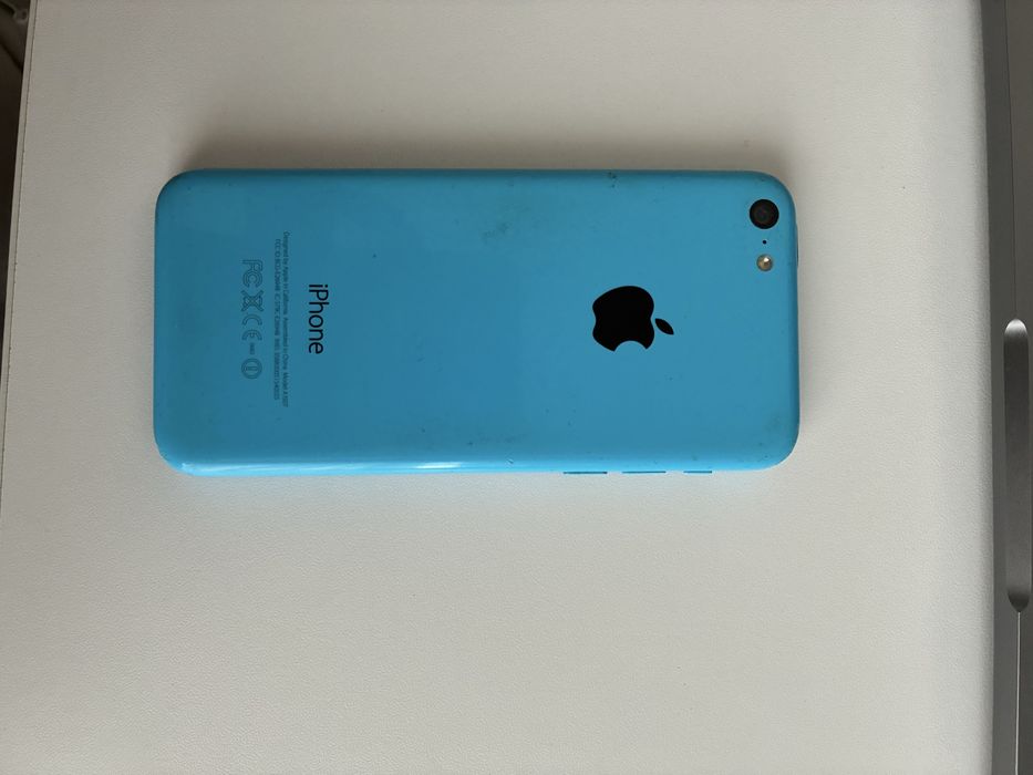 iPhone 5c Blue като нов