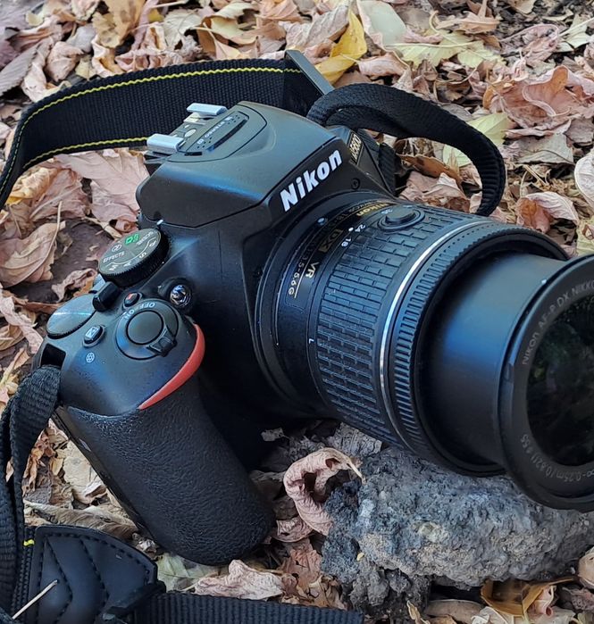 Продаю Nikon D5600