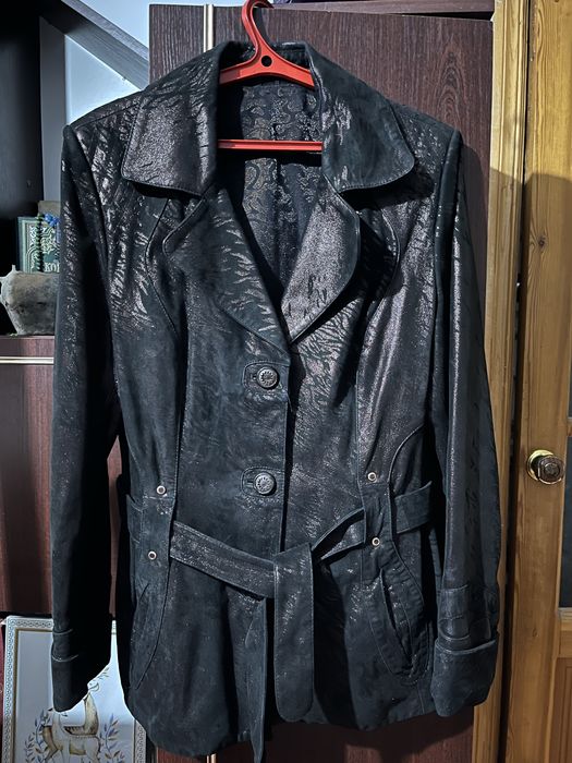 Женский кожанный пиджак