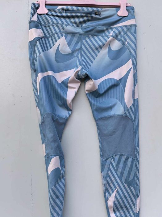 Nike оригинален дамски клин М/Л размер