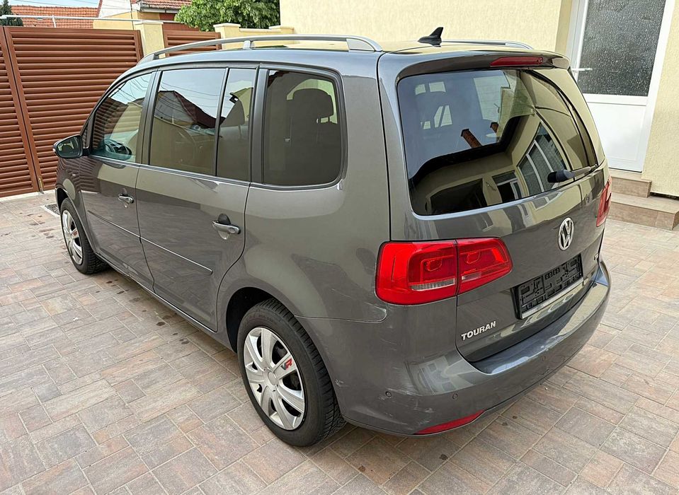 VW TOURAN CUP - 7 LOCURI 06/2014 1.6 TDI 6+1 Trepte EURO 5 Import recent, multe dotari, culoare deosebita