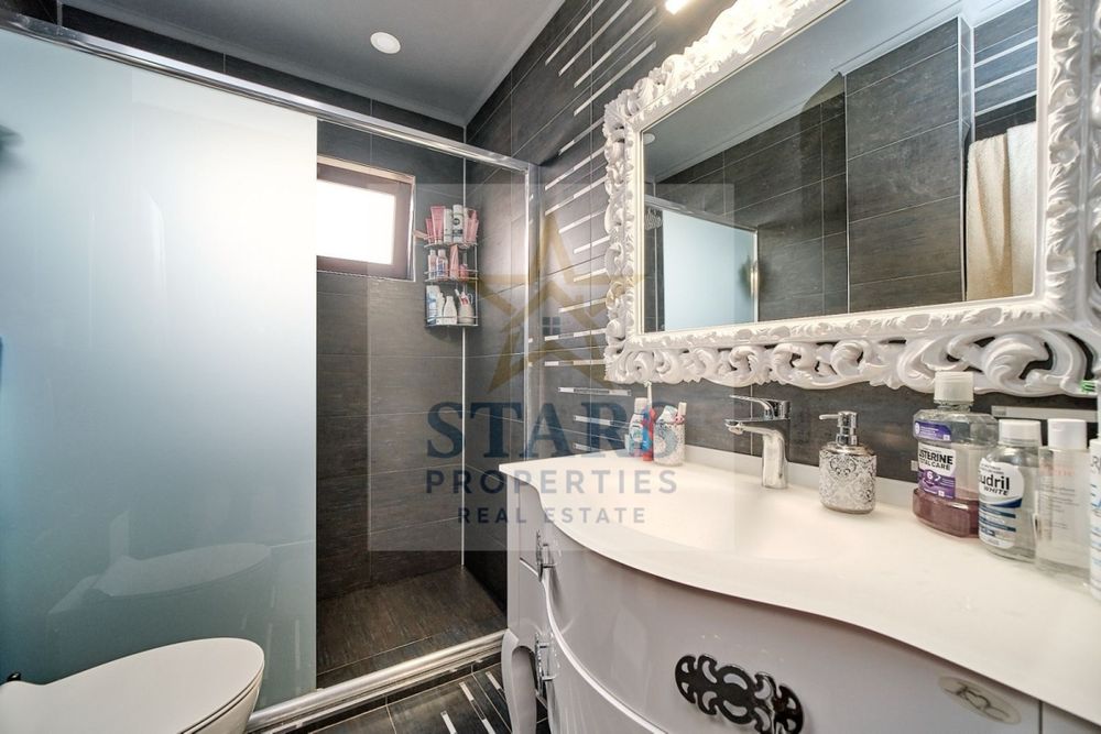 Продажба 4-стаен гр. Варна - м-т Ален мак 203m²