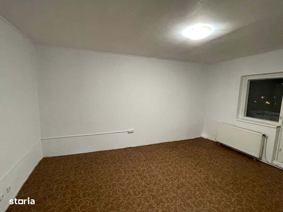 Apartament de doua camere de vanzare