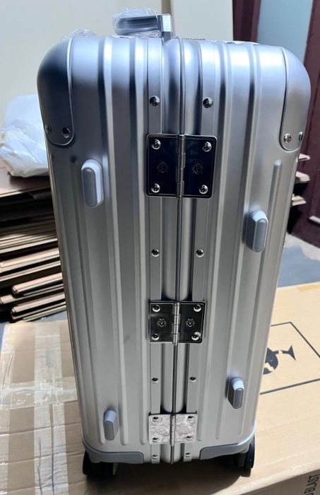 Оригинален куфар Rimowa