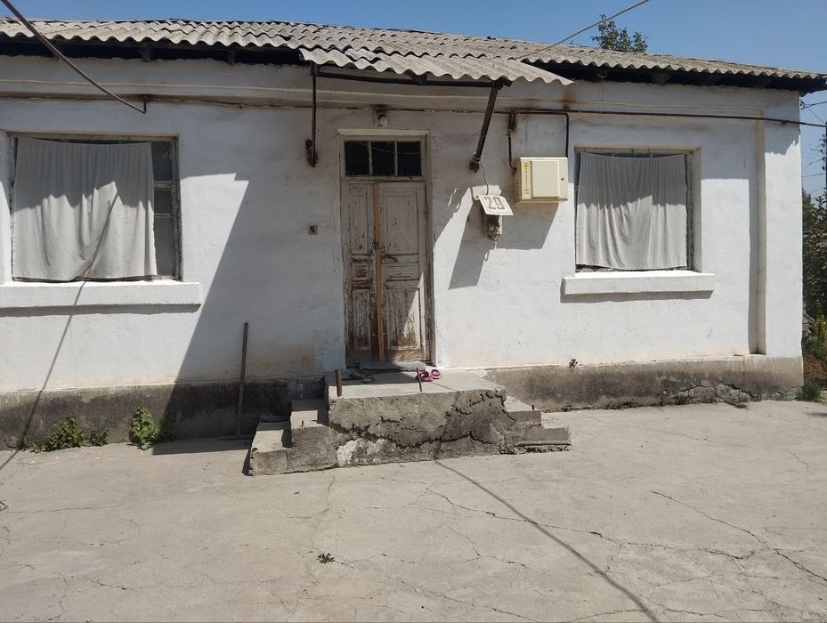 Юкори чирчикский район.Жумабазар.24 соток ховли сотилади