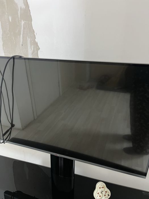 Телевизор lg 100 см