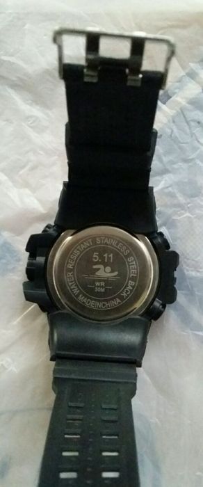 Часы ручные и говорящие.Новые.Смотрите все фото.