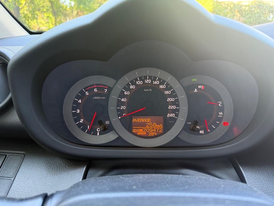 Toyota Rav4 2.2D cat 2007, 5000 de euro usor negociabil