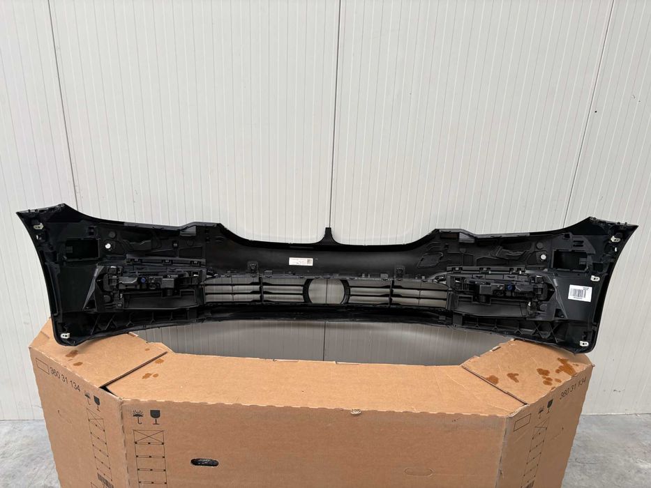 Предна броня БМВ 5 Г30 Г31 BMW 5 G30 G31