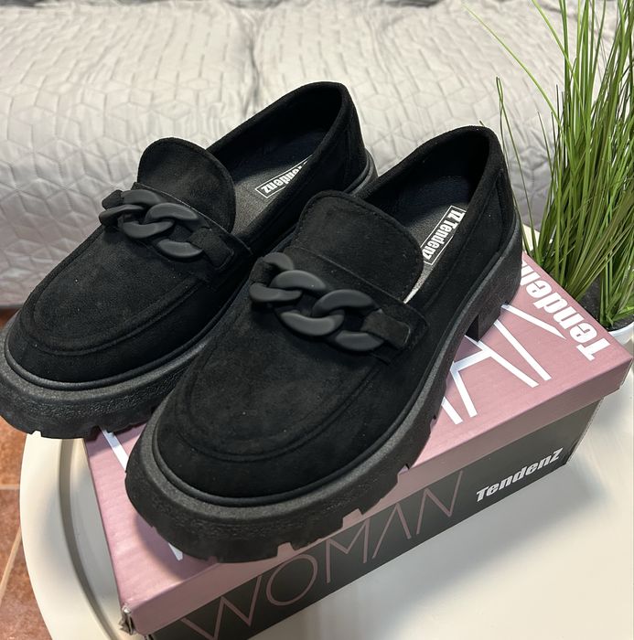 Дамски обувки, нови