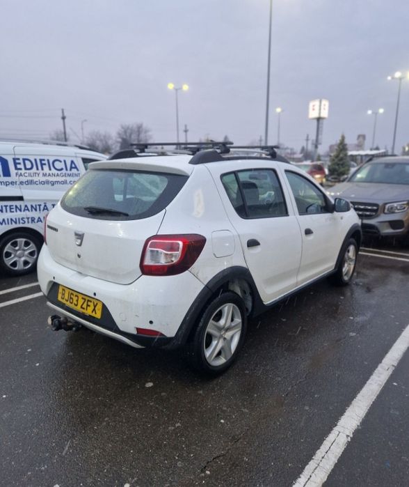 Bot Parte Fata Bara Capota Faruri Aripa Usa Dacia Sandero Stepway