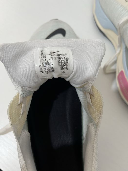 Кроссовки Nike ZoomX Invincible Run Flyknit 3