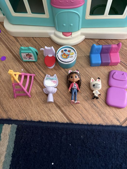 Lot Gabbydollhouse