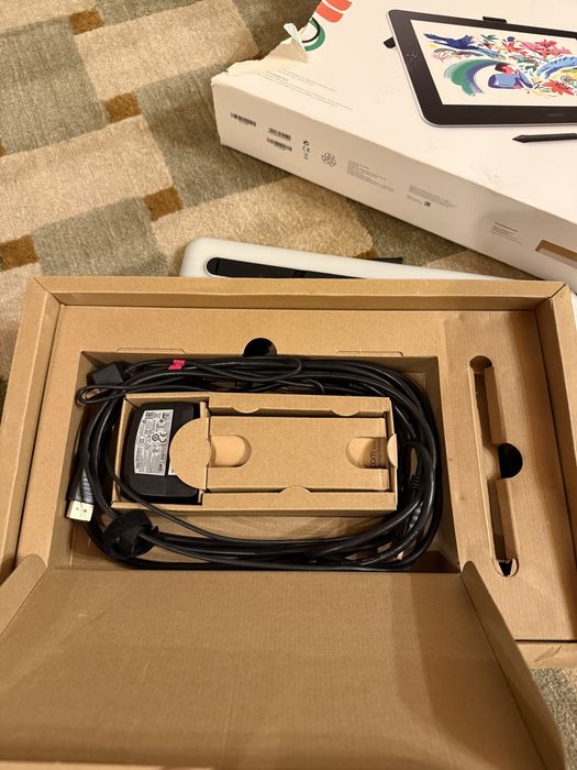 Tableta grafica cu display Wacom One 13