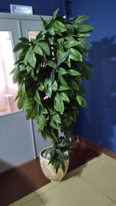 Искусственные цветы для дома и помещений