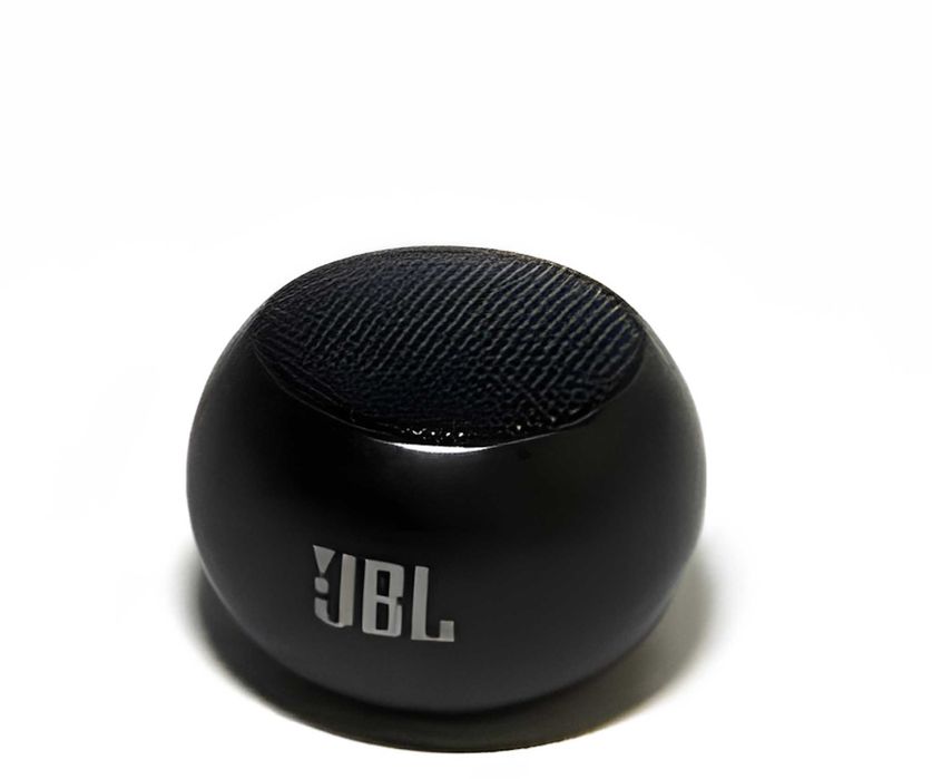 JBL M3 Мини Портативная Колонка – Маленький размер, большой звук.