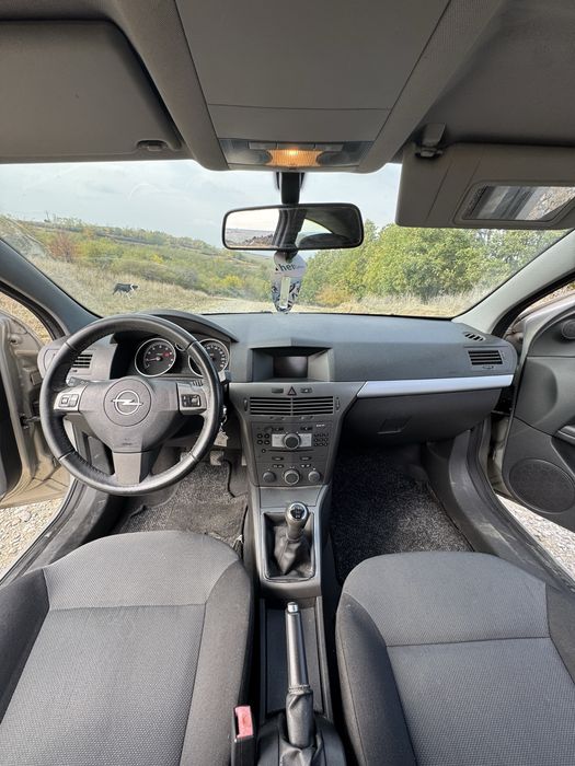OPEL Astra 2006 — imagine 5