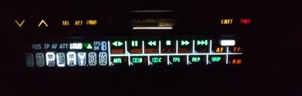 Магнитола Panasonic cq f65en