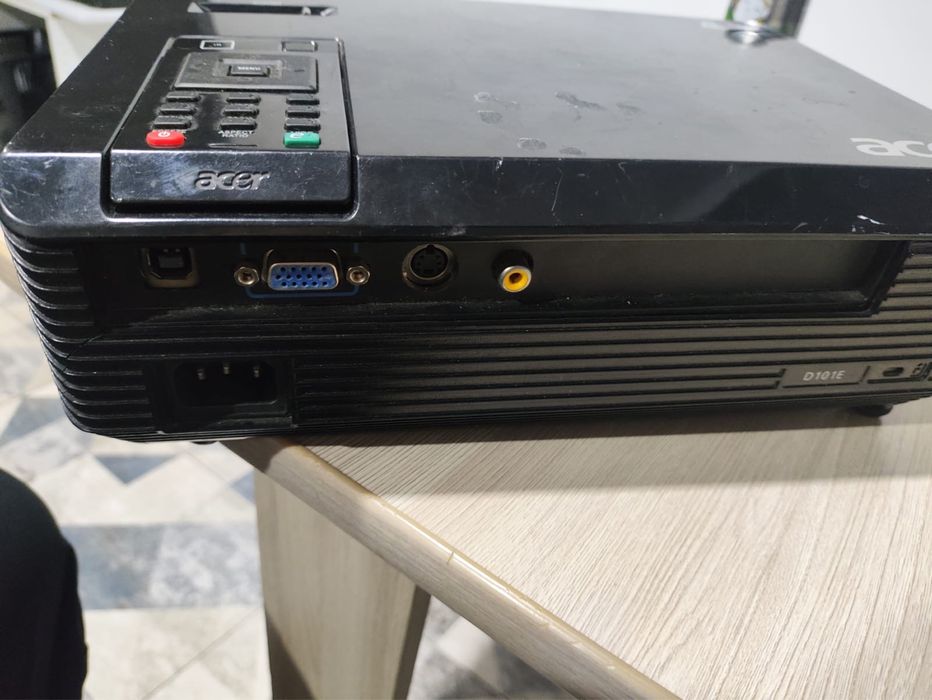 Продам проектор ASer