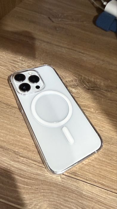 Продаем Айфон 14 про 256 гб