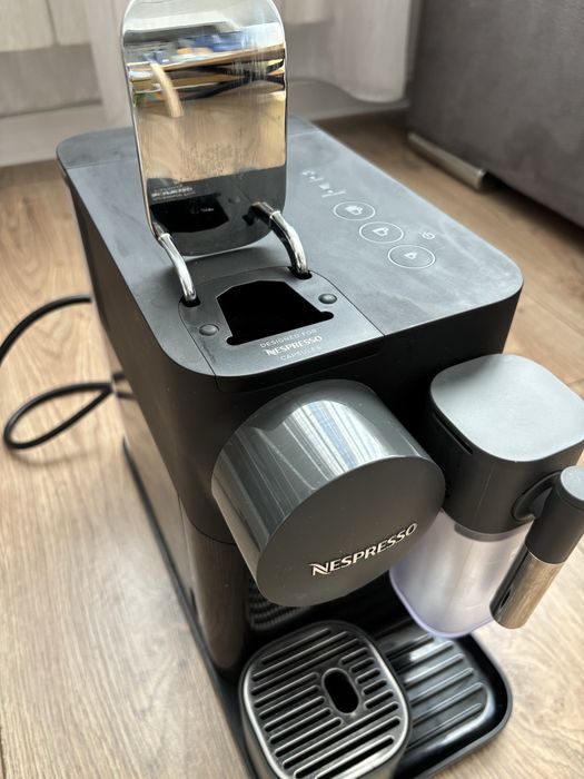 Кафемашина с капсули Nespresso - Lattissima One, 19 bar, 1 l, Black
