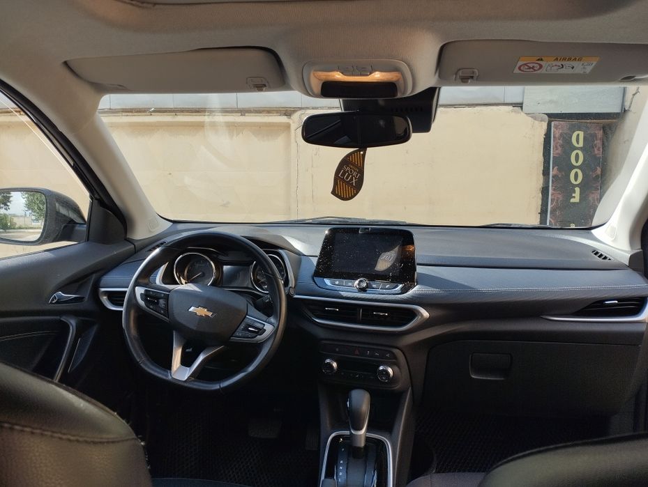 Tracker premier сотилади 2023 йил