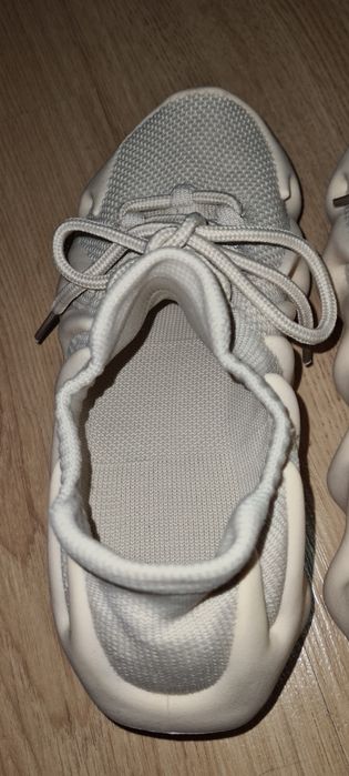 Продам кроссовки.