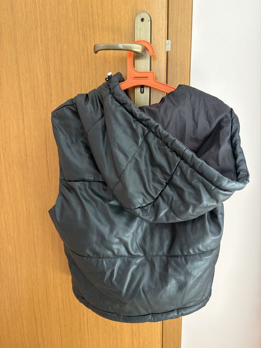 Елек на Bershka неразличим от нов