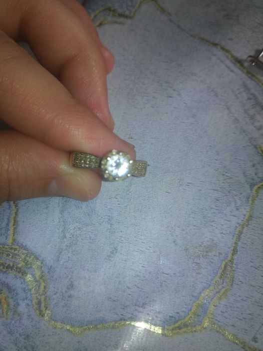 Kumush zire uzula sotiladi