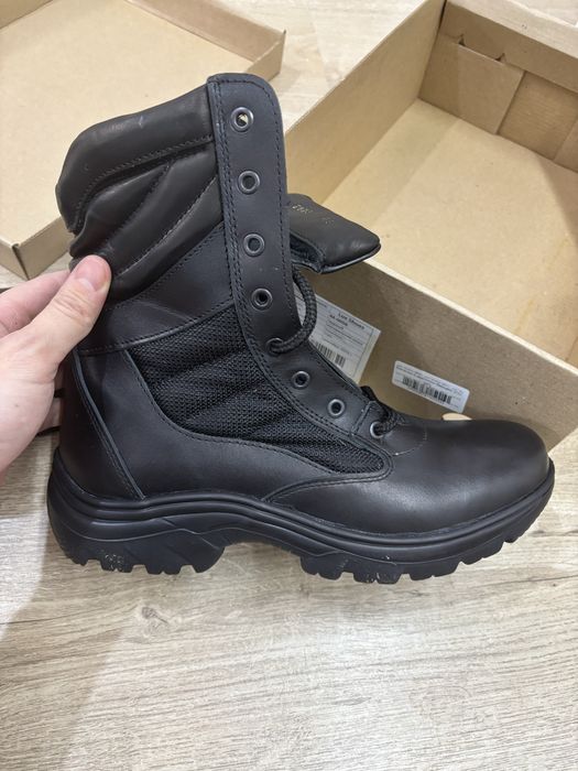 Продам берцы зимние и летние.