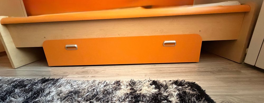 Обзавеждане за стая