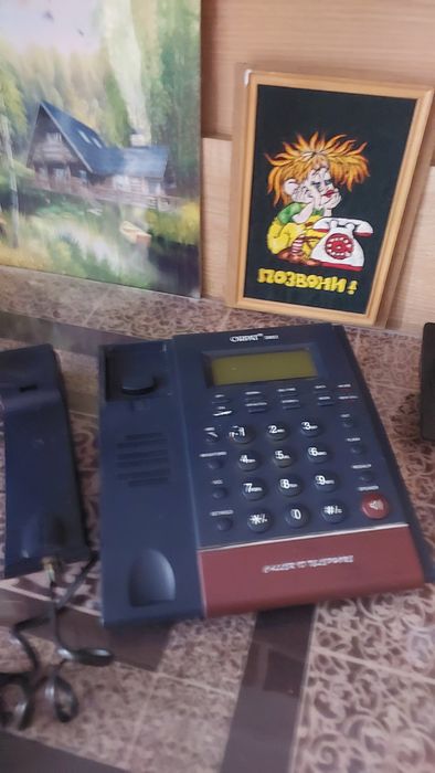 Продам домашний стационарный телефон и "вайфай роутер  для раздачи си